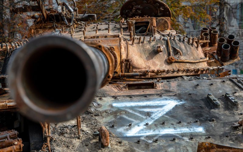 Destroyed-military-equipment-of-Russia-in-the-war-with-Ukraine.-Burnt-Russian-tank.