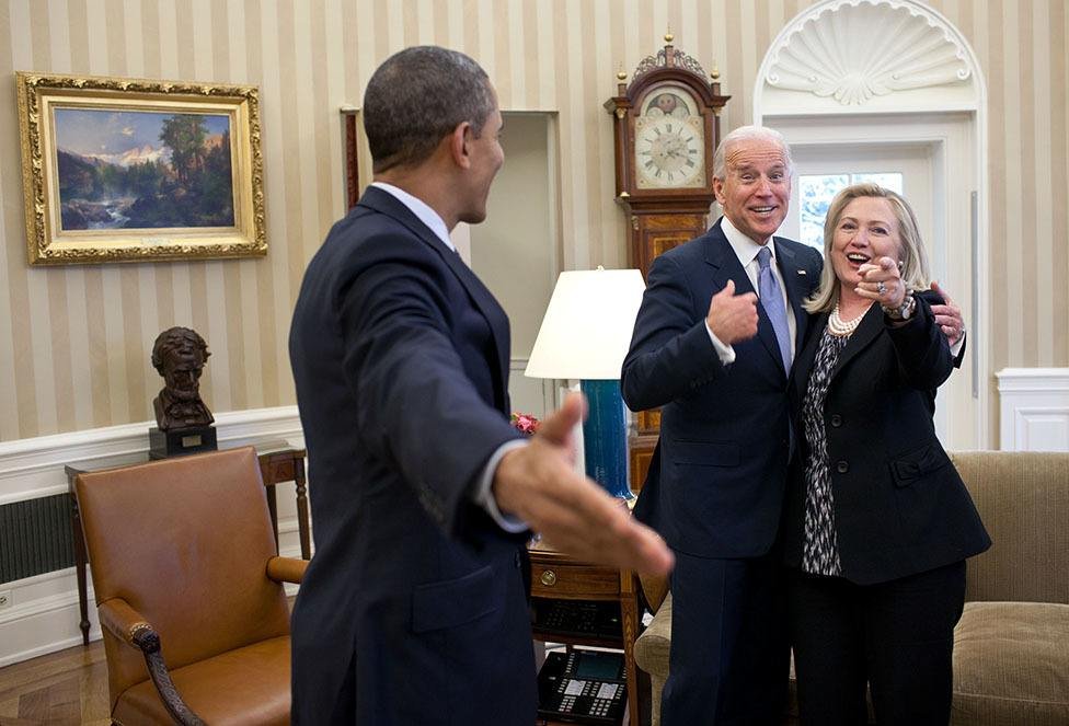 Obama_Biden_and_Clinton_in_the_Oval_Office