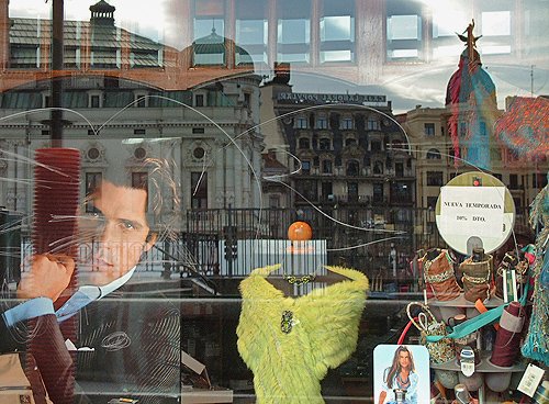 Bilbao Mirror Images # 1 © 2005 Jan Oberg, TFF