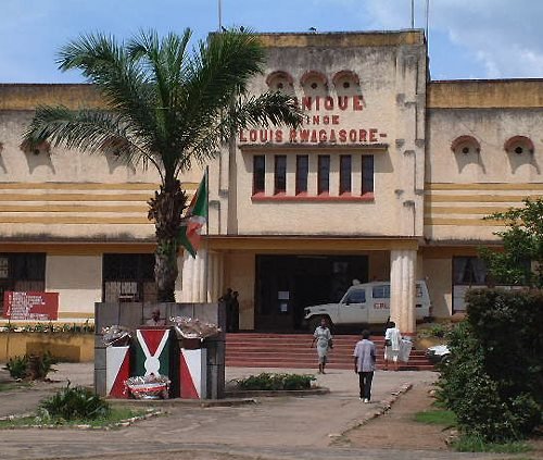 Hospital in Bujumbura, Burundi © 2003 Jan Oberg
