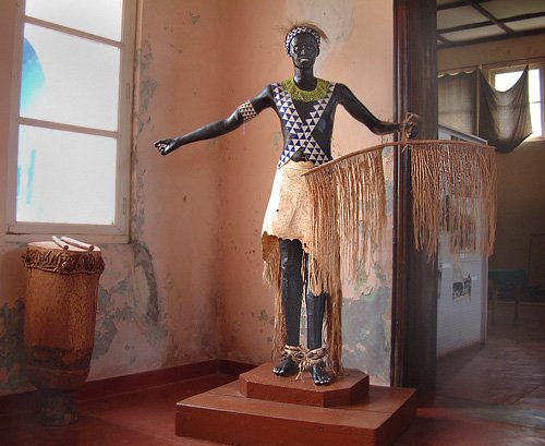 Gitega's National Museum 2, Burundi © 2006 Jan Oberg, TFF