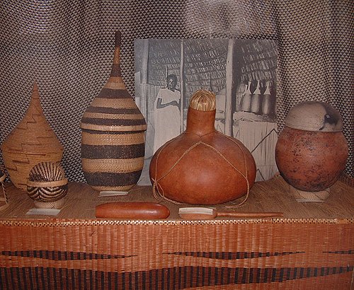 Gitega's National Museum 4, Burundi © 2006 Jan Oberg, TFF