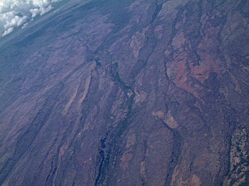 Flying into Bujumbura © 2003 Jan Oberg