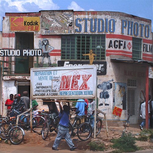 "Photo Street Corner", Bujumbura © 2006 Jan Oberg, TFF